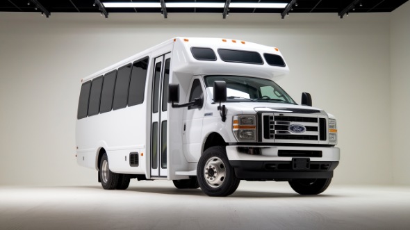 15 passenger minibus milwaukee