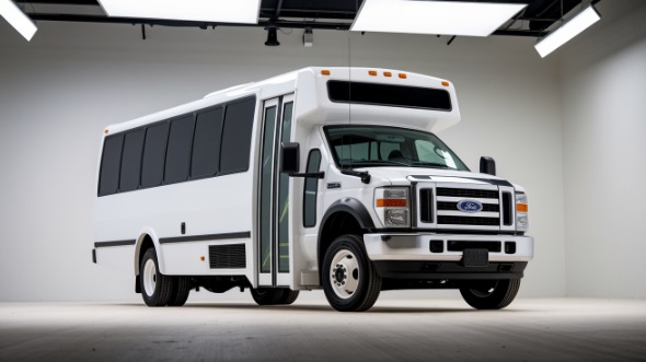 18 passenger minibus milwaukee