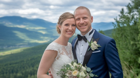 milwaukee wedding charter bus rental